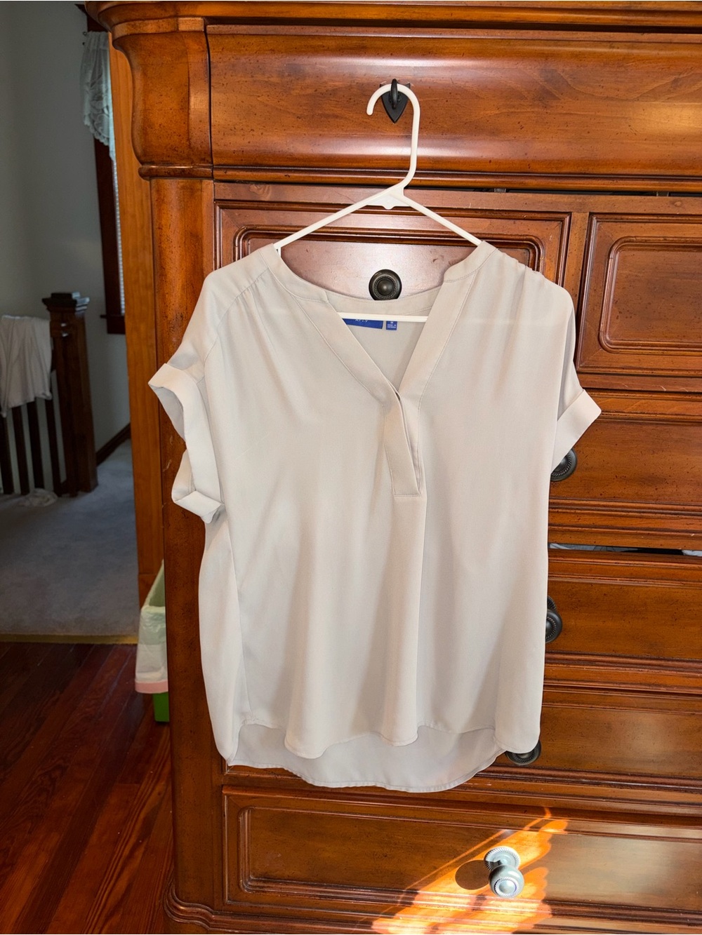 APT. 9 Gray Split Neck Blouse Size Medium Relaxed Fit Career Top